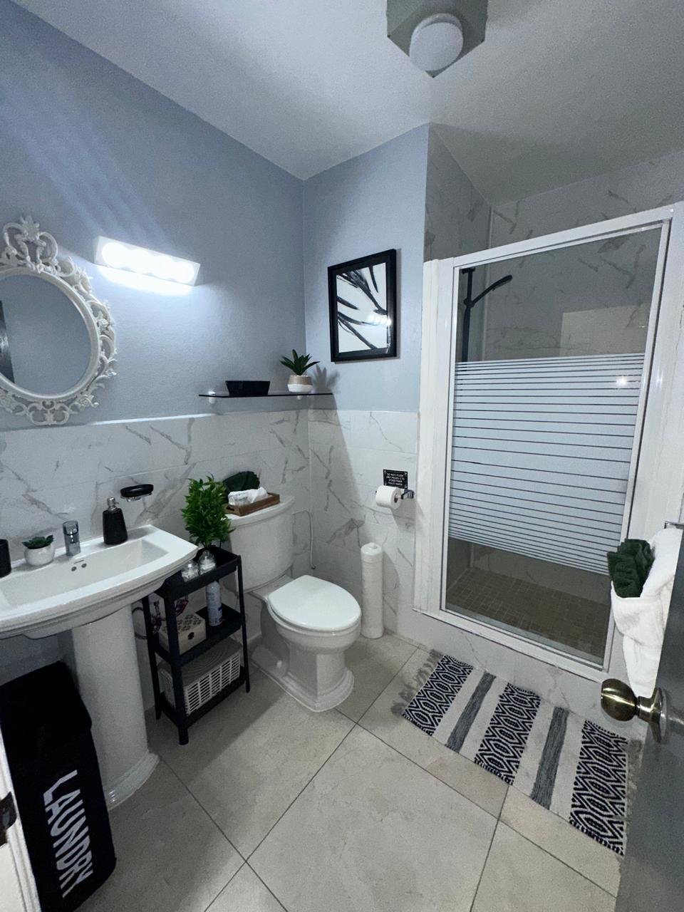 Modern bathroom